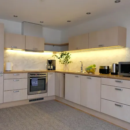 Roosikrantsi * Reval