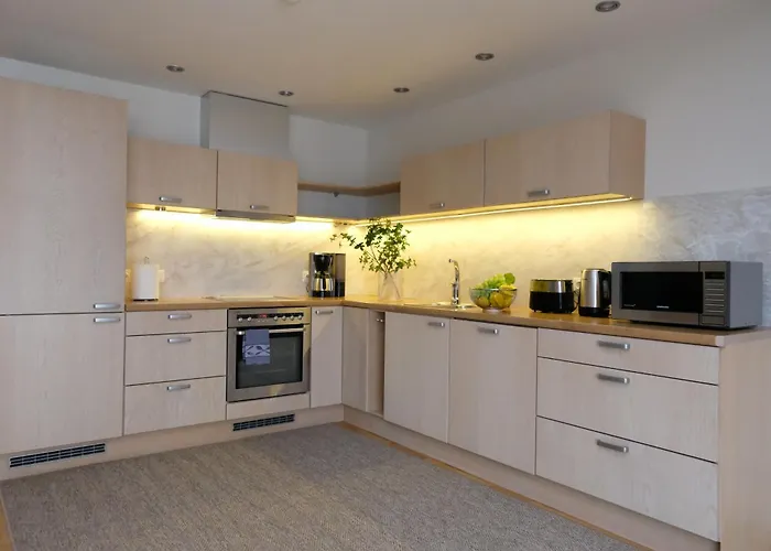 Roosikrantsi * Reval