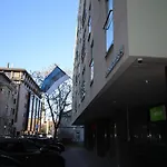 Roosikrantsi Apartman