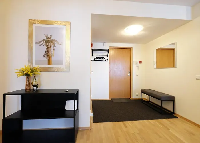 Roosikrantsi Apartament Tallin